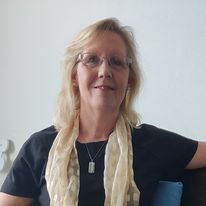 Evening Demonstration of Mediumship with International Kay Cook from Iceland.